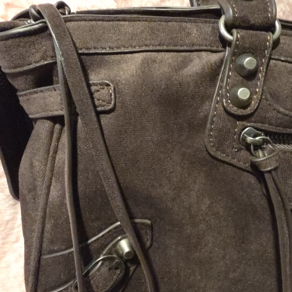 Chic Brown Shoulder Bag